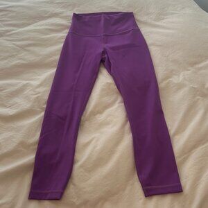 Magenta Lululemon Leggings, Size 6.